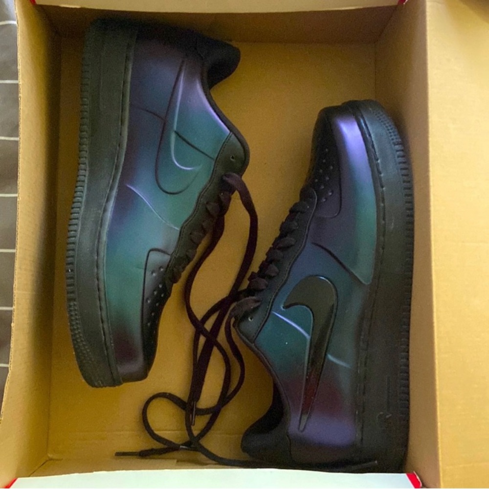 Size 10. Nike Air Force Foamposite. Court Purple.